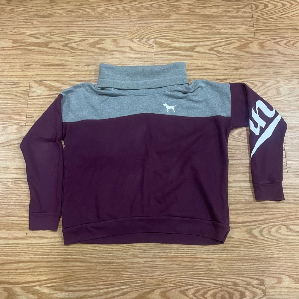 Turtle neck sweater